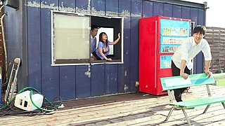 This large amateur cam girl has some very big boobs