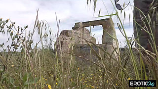 They Prefer to Have Sex Outdoors