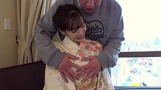 Part 1 [Under the kimono is a sosol troubled body! ] A lewd female president squeezes a raw! 4 consecutive swallowing! ! 】