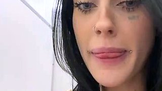 Melissa_crazy russian toilet camwhore