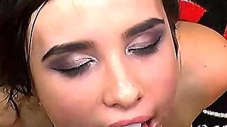 Ggg - She Eats It All - Again