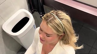 English manager gets fucked in the toilet and elevator