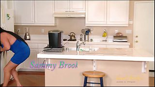 Sammy Brooks fingers herself in the kitchen