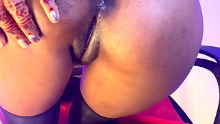 Long Didstance Sex, Student Friend Showed Her Naked Body on Video Call for the First Time and Is Do Hard Fingering