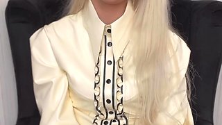 Blonde teen Sierras first erotic masturbation video