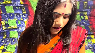 Indian Maid Angoori Hardcore Fuck with Hindi Voice - Desi Bhabhi Doggy Style