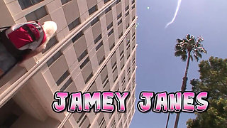 Sensual Massage Turns Into Deep Pussy Fuck