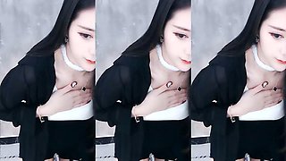 Beautiful Chinese girl s sexy dance: Amateur, Asian  Vr VR Porn