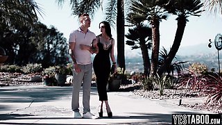 Full-bosomed gold digger fucks BF and stepdad