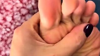 Amateur porn Gives Us Some Foot Fetish Aurora