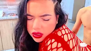 Amateur Latina Savannah Watson Gets Rough Kitchen Sex with Big Dick Boyfriend - Homemade HD