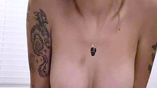 Amateur Webcam Teen Masturbates And Teases