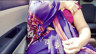 Desi Bhabhi in the Car