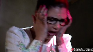 Bonnie Rotten in Darkly Seductive Horror Hotel Scene
