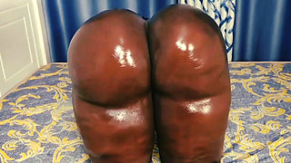 Big Ass SSBBW Gaping Farts