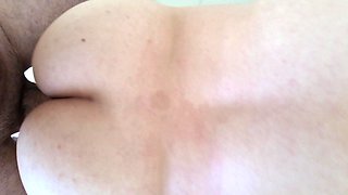 Cheating MILF Wife Gets Fucked From Behind and a Cumshot on Her Ass