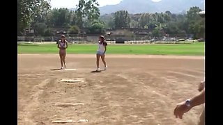 Lesbians Pussy Licking Big Dick Sucking Pussy Fucking Threesome Sex - Faith Leon, Naudia Nyce And Charlie Laine