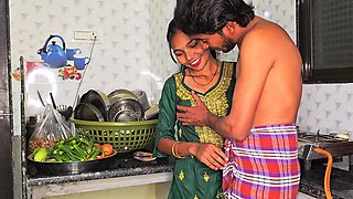 Mujhe Paise Lekar Chudna Pada Hindi Audio Sex