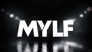 Creampie the frozen housewife