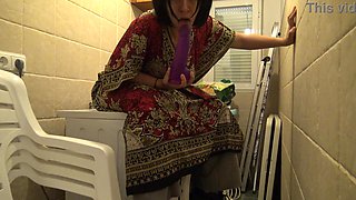 Perverted Stepmother Orders 18 Year Old Stepson To Eat Her Pussy