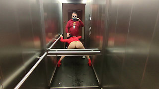 Very Risky Sex in a Elevator with Hot Neighbor Dada Deville