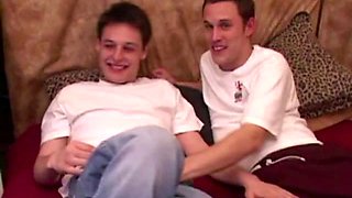 Gunner Fucks Twink Camden