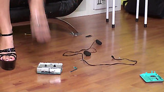 Brunette teen trampling music advice