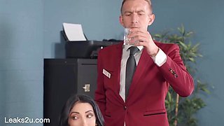 Hot Clea got her both holes Fille: Big Tits, Blowjob  Babe Porn