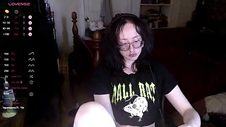 Brunette Solo Webcam Masturbation