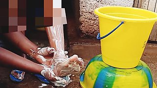 Bathing My Pregnant GF Outdoor, Dirty Environment Vibes
