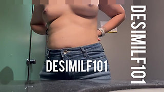 Hot Indian bhabhi boobs show massage