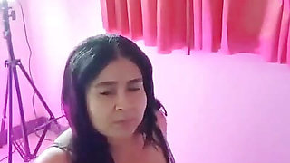 This Older Lady Gives You Abdominal Training Classes While You Only Think About Fucking Her.