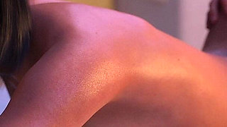 Sharing a Bed with My MILF Stepmom on Vacation Trip! Secret Affair - Midnight Paradise