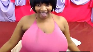 Ebony Webcam Silky Tits