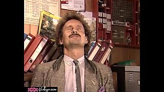 Hot Secretary Gives Under Desk Blowjob - Vintage Office Sex