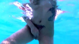 Japanese Teen Night Outdoor Pussyfingering