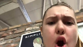 Masturbate in the Gym so Hard