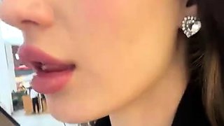 Shy_priincess masturbates in public toilet