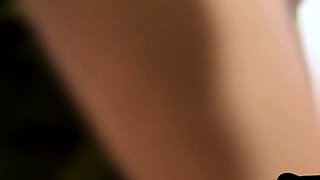 Amateur platinum trans in anal session