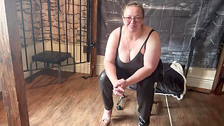 Custom spanking with Domina Satana