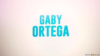 Obsessed Besties Rock Roommate's World With James Angel, Gaby Ortega, Sisi Rose - Brazzers