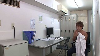 Asian secretary can't stop cheating on husband at work