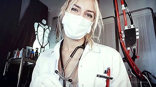 Blonde Teen Solo Masturbating On Webcam