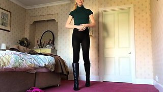 Amateur Blonde Teen Plays Solo with Toy Webcam Porn