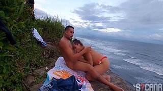 Evy Kethlyn And Lipe Louco In Casal E Flagrado Fazendo Sexo Na Praia Em Sao Paulo 10 Min