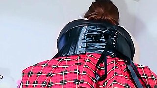 Amateur brunette chick toying her ass and pussy on webcam
