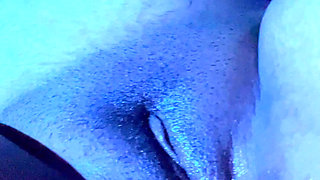 Nighttime masturbation ends in squirt