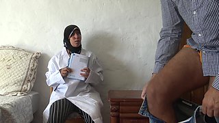 Algerian Husband Visits Female Doctor in Marseille