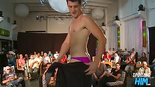 Real strippers cocksucked by amateurs