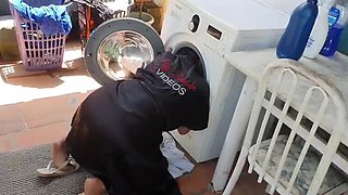 Latina Paty Bumbum gets stuck in washing machine - big dick Alex Lima can't resist fucking her